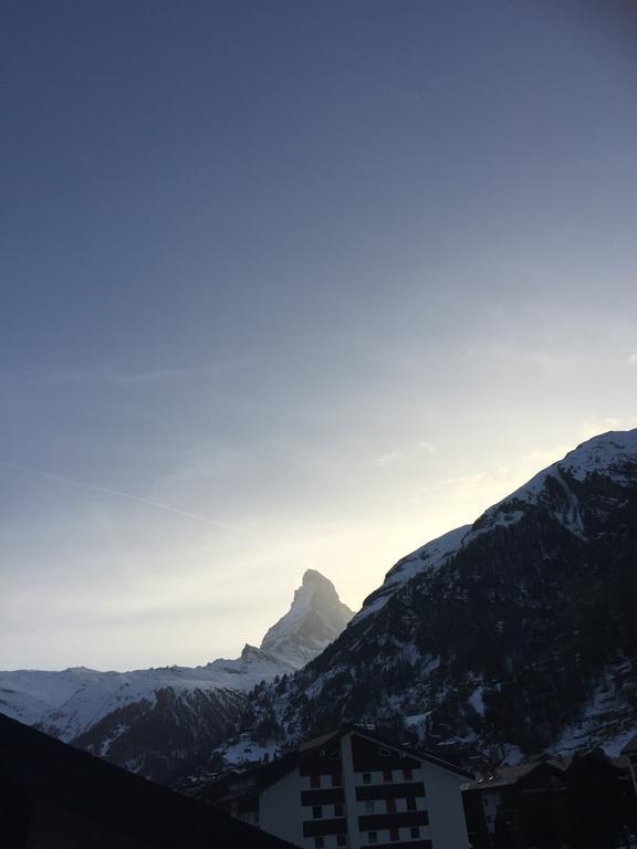 Haus Pirata Apartment Zermatt Exterior photo